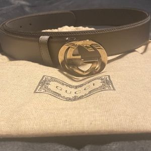 Gucci gray belt.